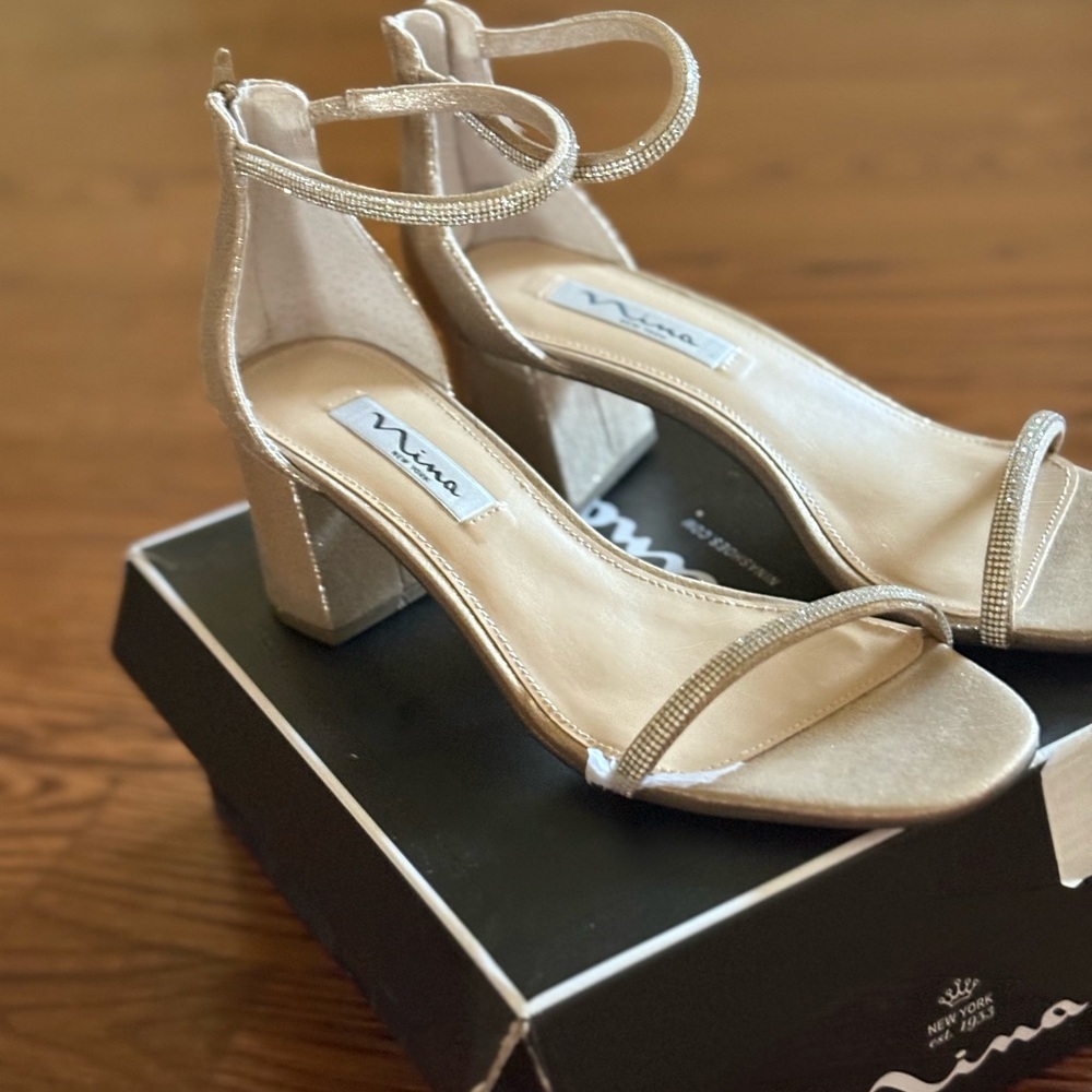 Nina Barby suedette Heels Elegant Block Sandals NIB - Picture 7 of 10